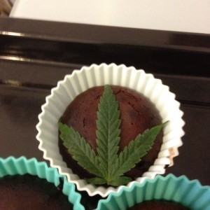 un gateau de cannabis