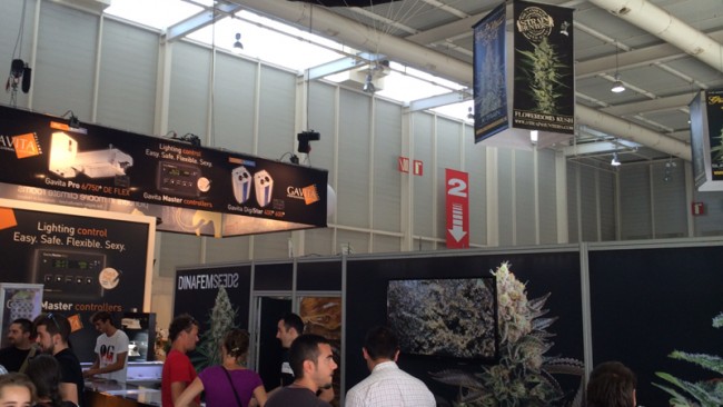 Stand Dinafem Expogrow 2014